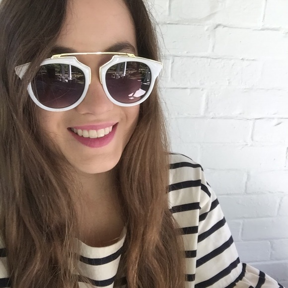 "Madeline" Sunglasses || White & Black - Picture 3 of 6