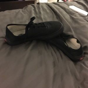 Black/Black vans