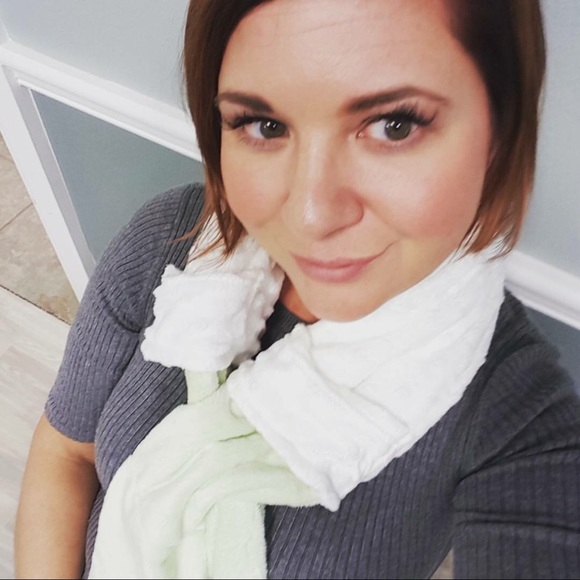 Meet your Posher, Jennifer - Picture 4 of 8