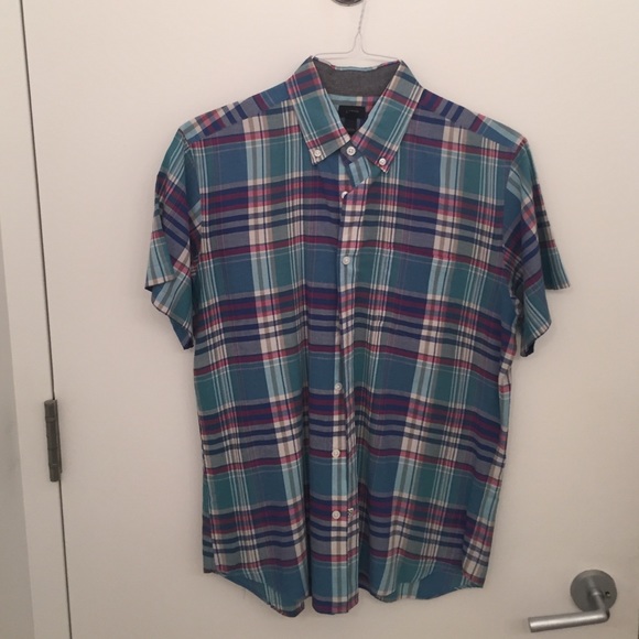 Jcrew short sleeve button down. Size M.