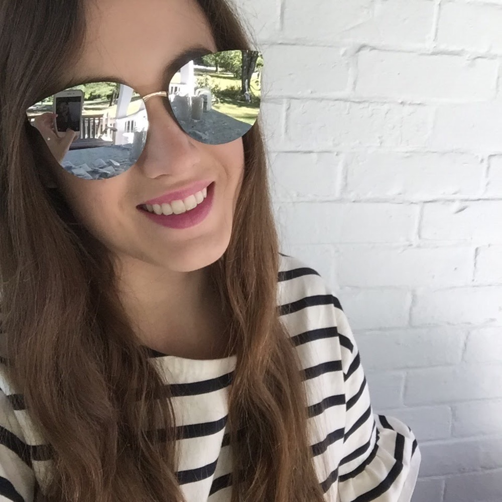 "Gisele" Sunglasses || Silver Mirror Butterfly - Picture 4 of 6