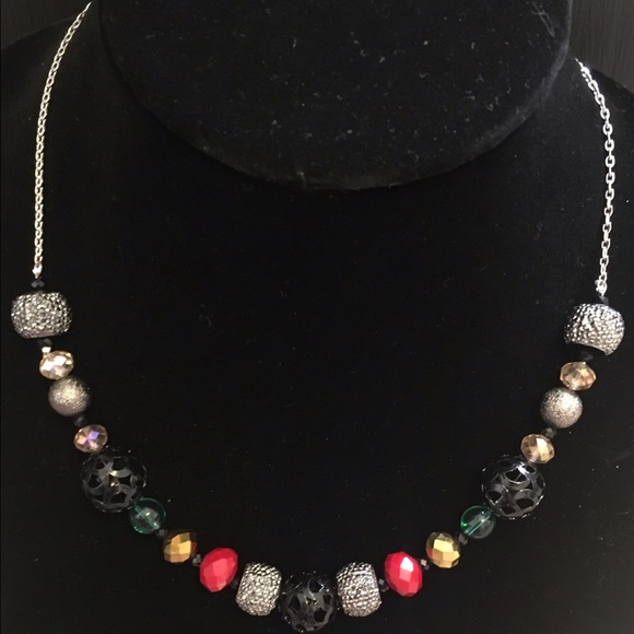 Glass and metal necklace, with matching earrings