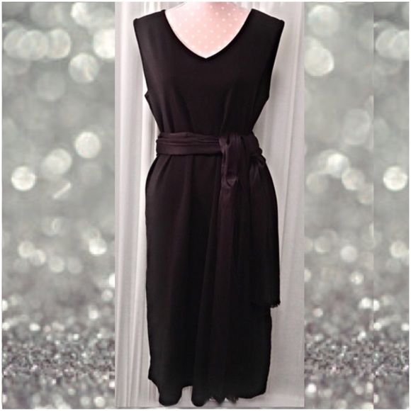 Christopher & Banks Dresses & Skirts - Christopher & Banks dress and LB scarf