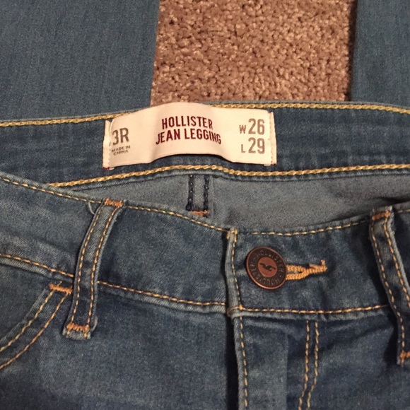 ❌SOLD❌FINAL PRICE 🎉Hollister Jeggings - Picture 2 of 3