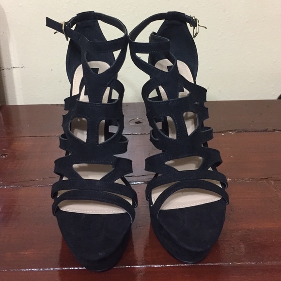Strappy black Forever 21 heels size 10