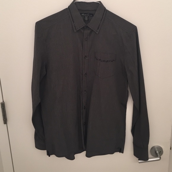 Kenneth Cole men's button down size M