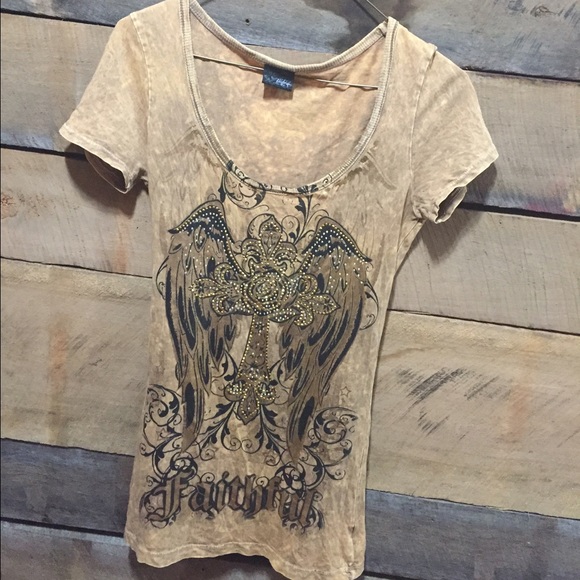 Daytrip Buckle fashion tee