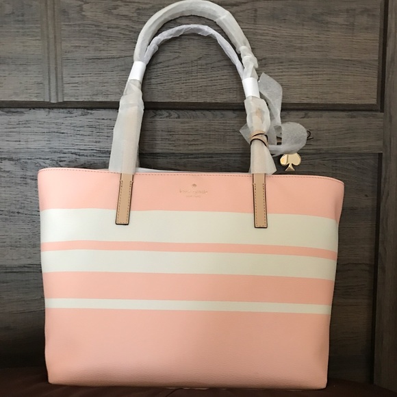 kate spade Handbags - NWT Authentic Kate Spade