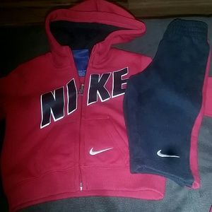 Nike Sweatsuit