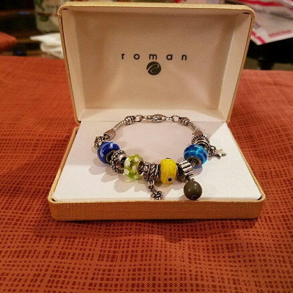 Roman Braclet