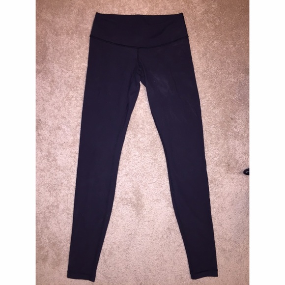 Lulu lemon wonder under yoga pants