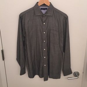 Tommy Hilfiger 15 1/2 33/33. Slim fit.