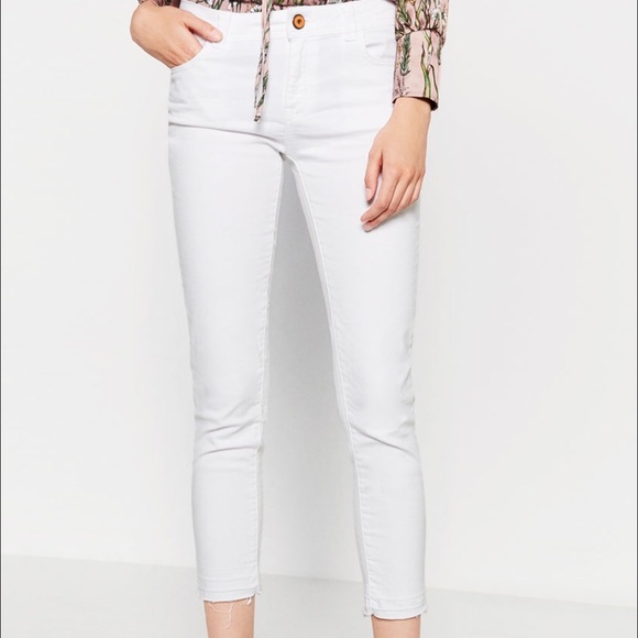 Zara new white jeans