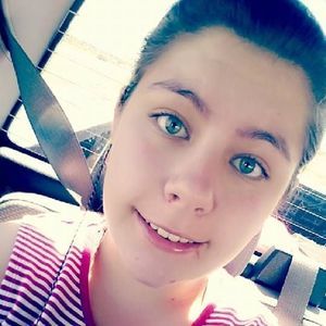 Meet your Posher, Hailey