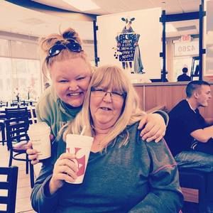 Meet your Posher, Christy