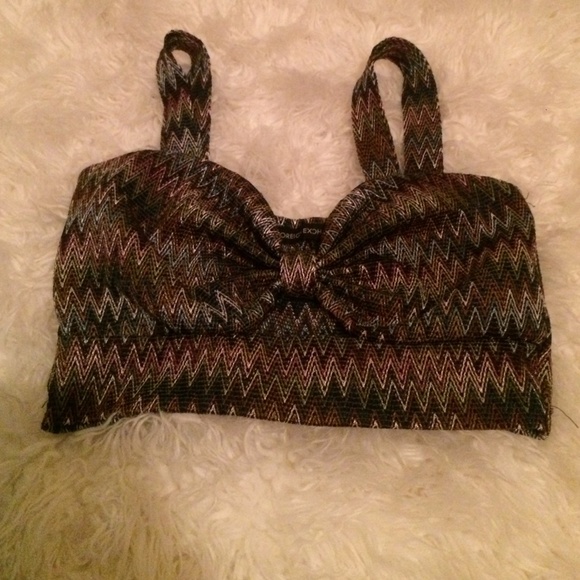 Foreign exchange crop top
