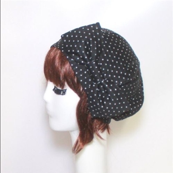 Polka dot beret hat bow