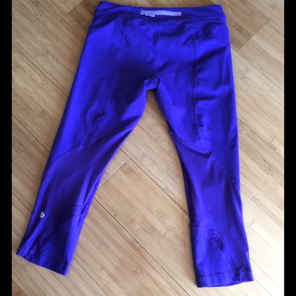 LULULEMON RUN INSPIRE PURPL& BLUE CROPS