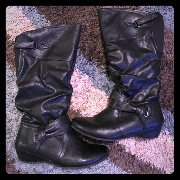 Black boots