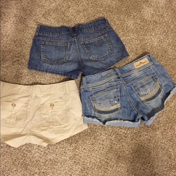 Shorts!!! - Picture 2 of 3