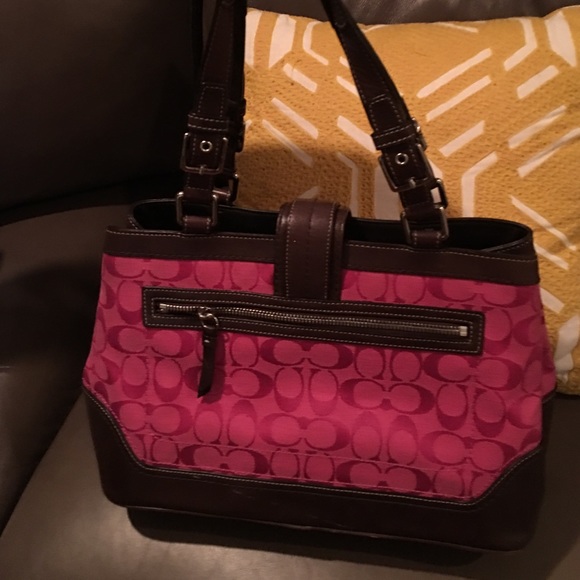 Coach purse - Picture 3 of 3