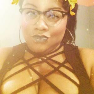 Meet your Posher, Candice