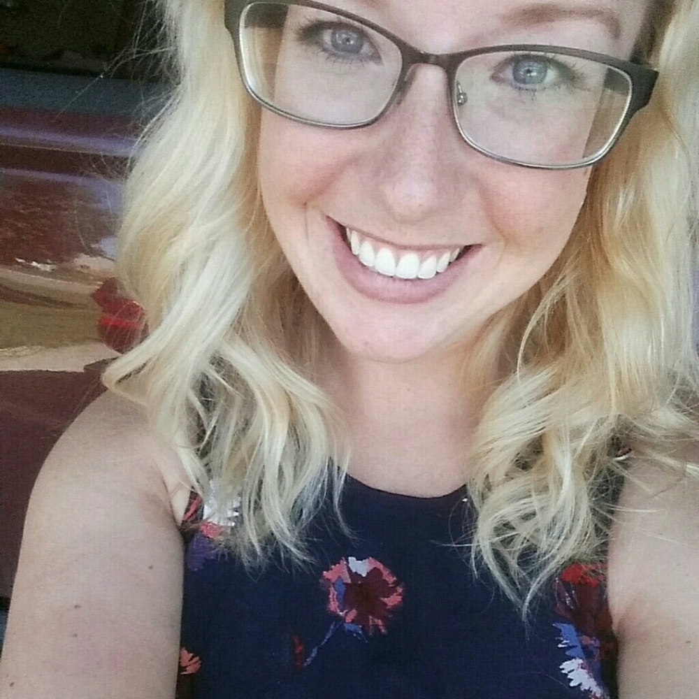 Meet your Posher, Crystal