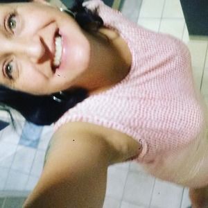 Meet your Posher, Carrie