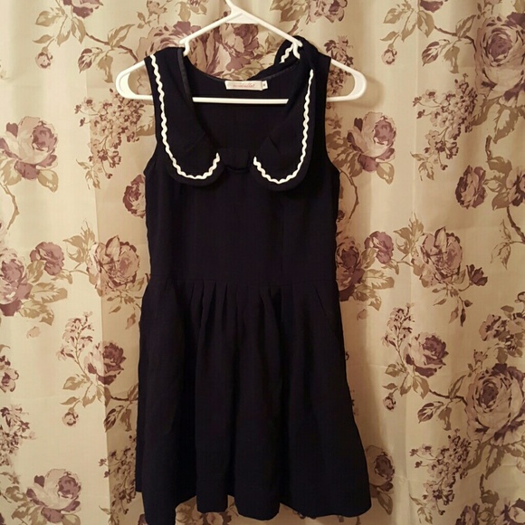 Modcloth peter pan collar dress