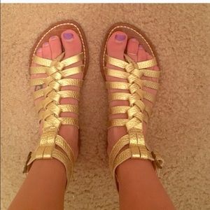 Gladiator sandals super pretty gold