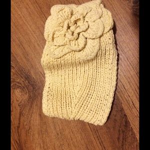 Cream threaded headband