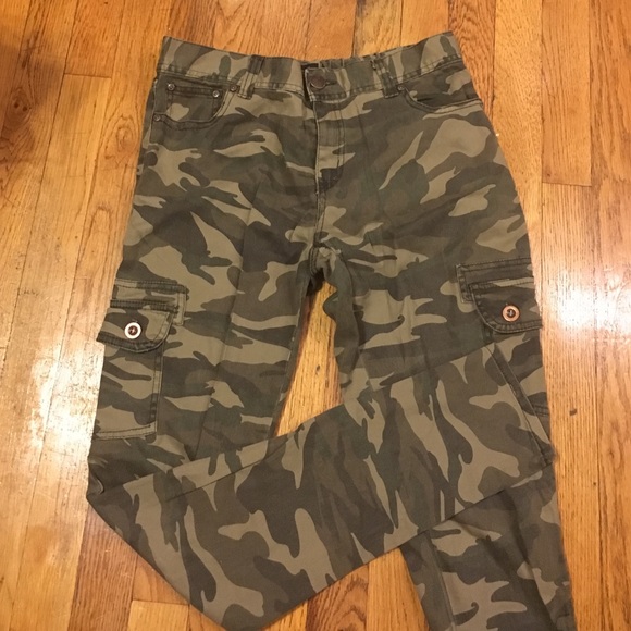Camo/Army-Print Cargo Pants