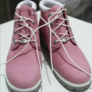 Timberland women light pink Angkle boots | NEW 9.5