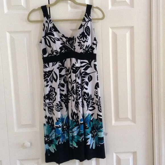 Beach Floral print sleeveless dress