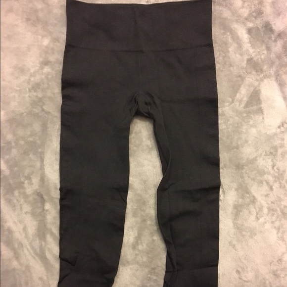 Lululemon ebb to street pant