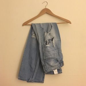 H&M distressed boyfriend jeans