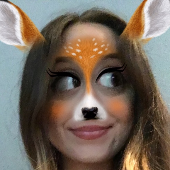 Meet your Posher, Lydia