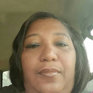 Meet your Posher, Elisa