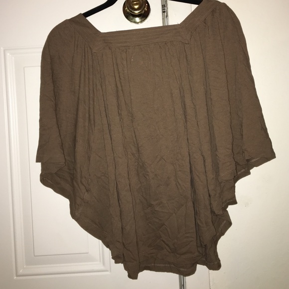 American Eagle fashion tee size Medium - Picture 4 of 4