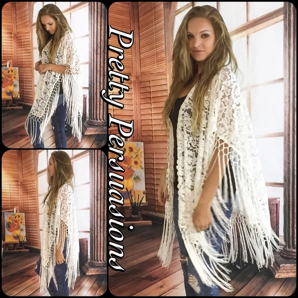 SOLD NWT White Lace & Fringe Boho Kimono Cardigan - Picture 3 of 4