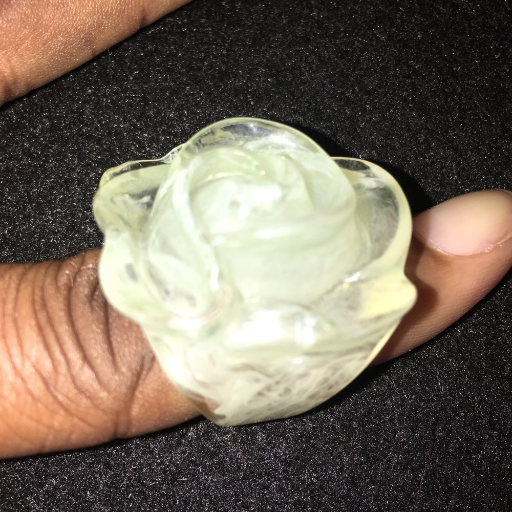 ??Resin Lucite ROSE RING (s6)??