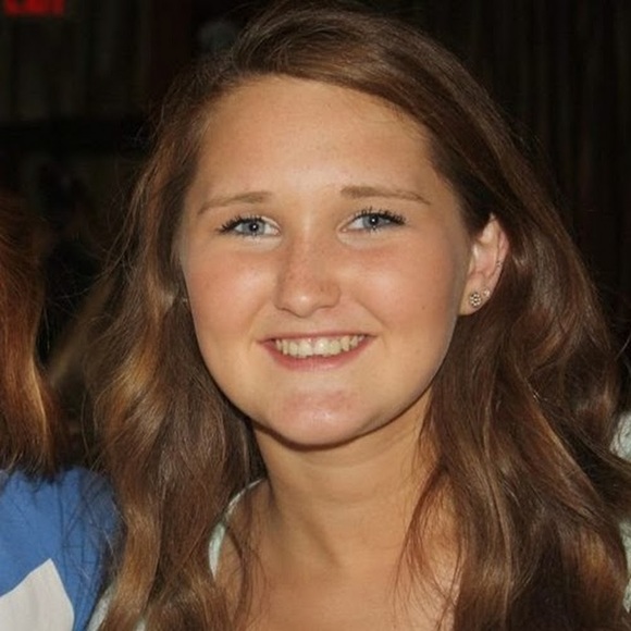 Meet your Posher, Olivia