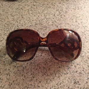 Oversized round Tortoise Shell Sunglasses