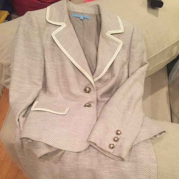 Antonio Melani suit jacket and matching skirt