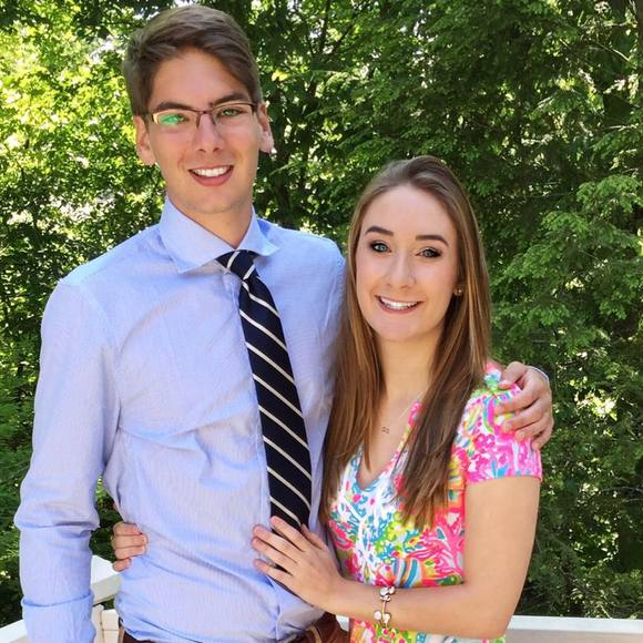 Meet your Posher, Julia - Picture 1 of 1