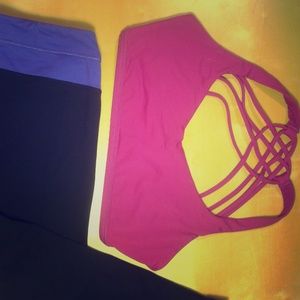 Lululemon Athletica fuchsia sport bra