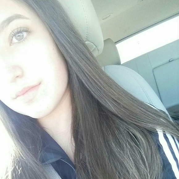 Meet your Posher, Ally