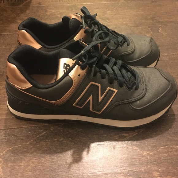 Rose gold and black New Balance 574 Sneakers