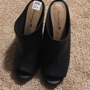 American eagle heels