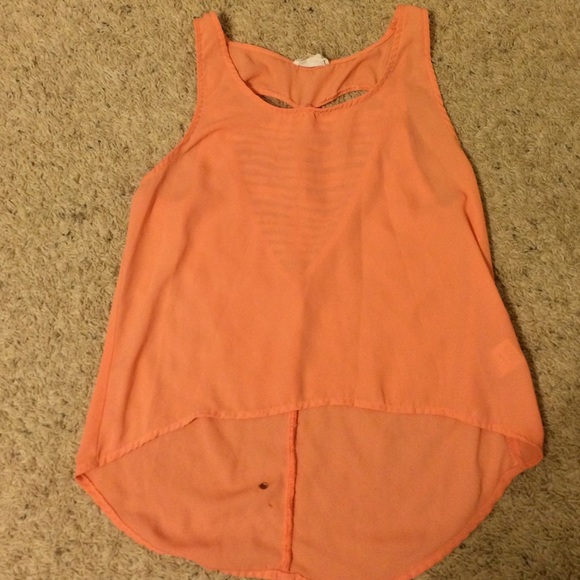 Pink laced back floral tee